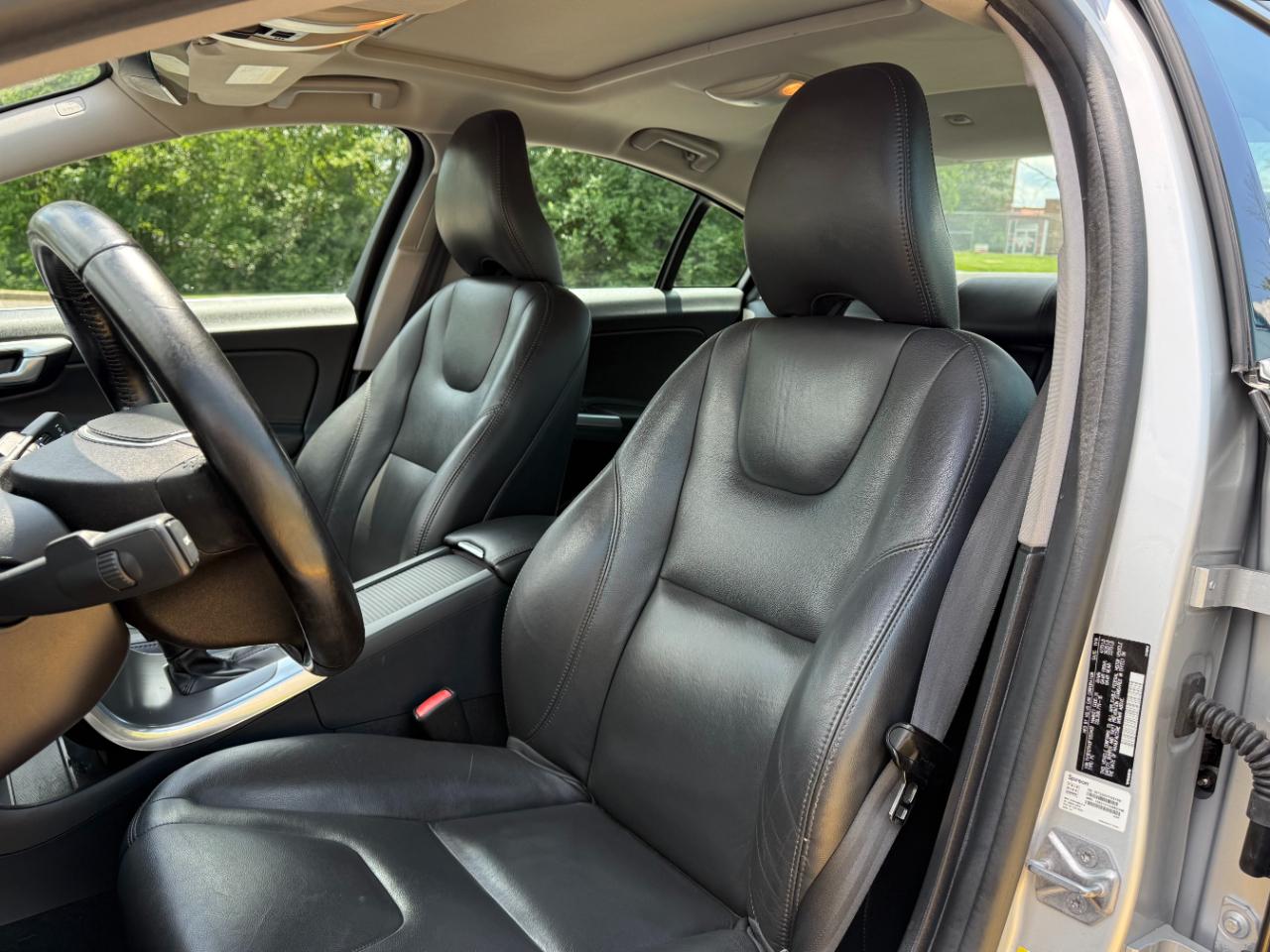 Volvo S60 2015.5 4dr Sdn T5 Premier AWD 2015
