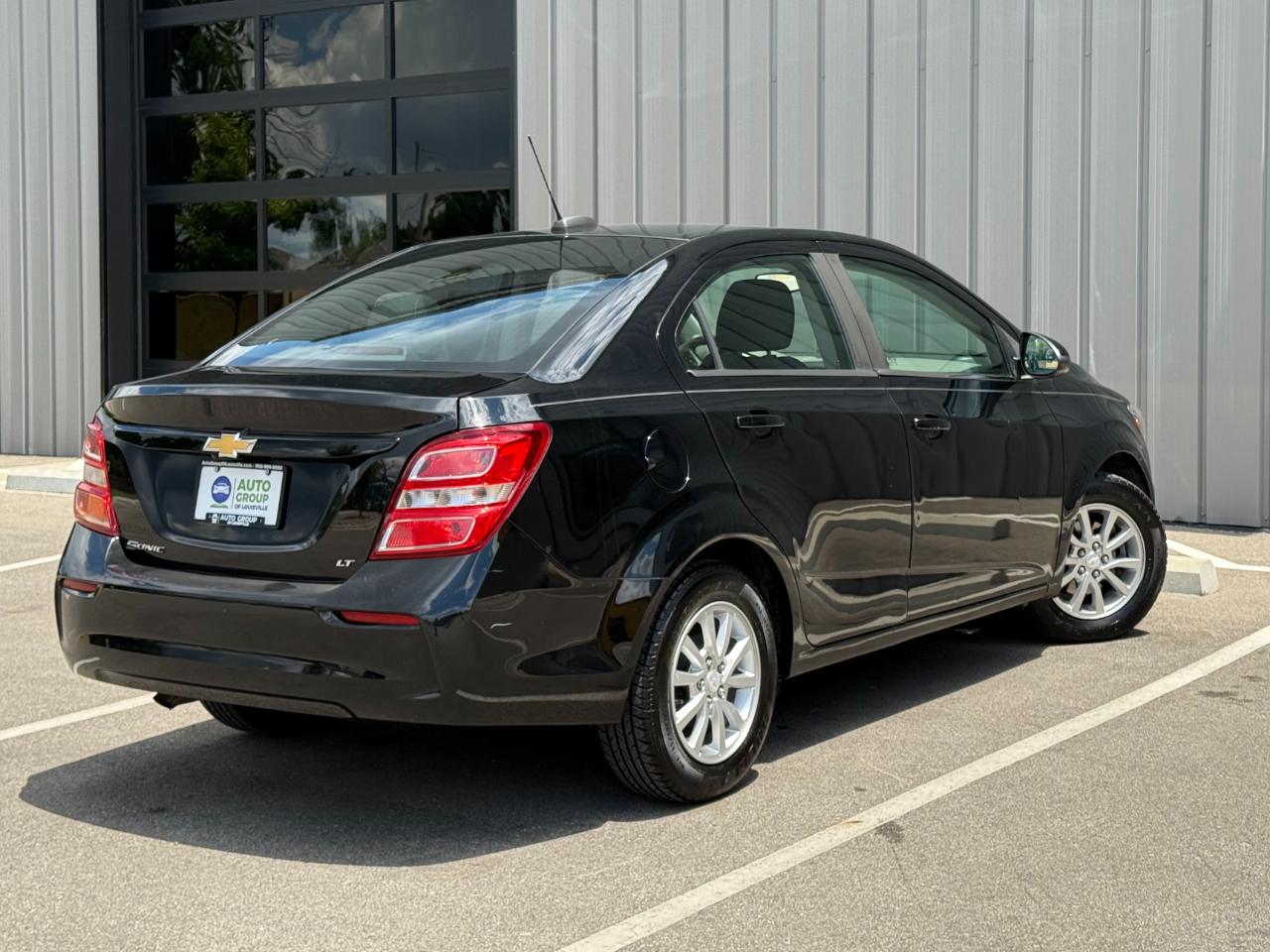 Chevrolet Sonic 4dr Sdn LT 2020