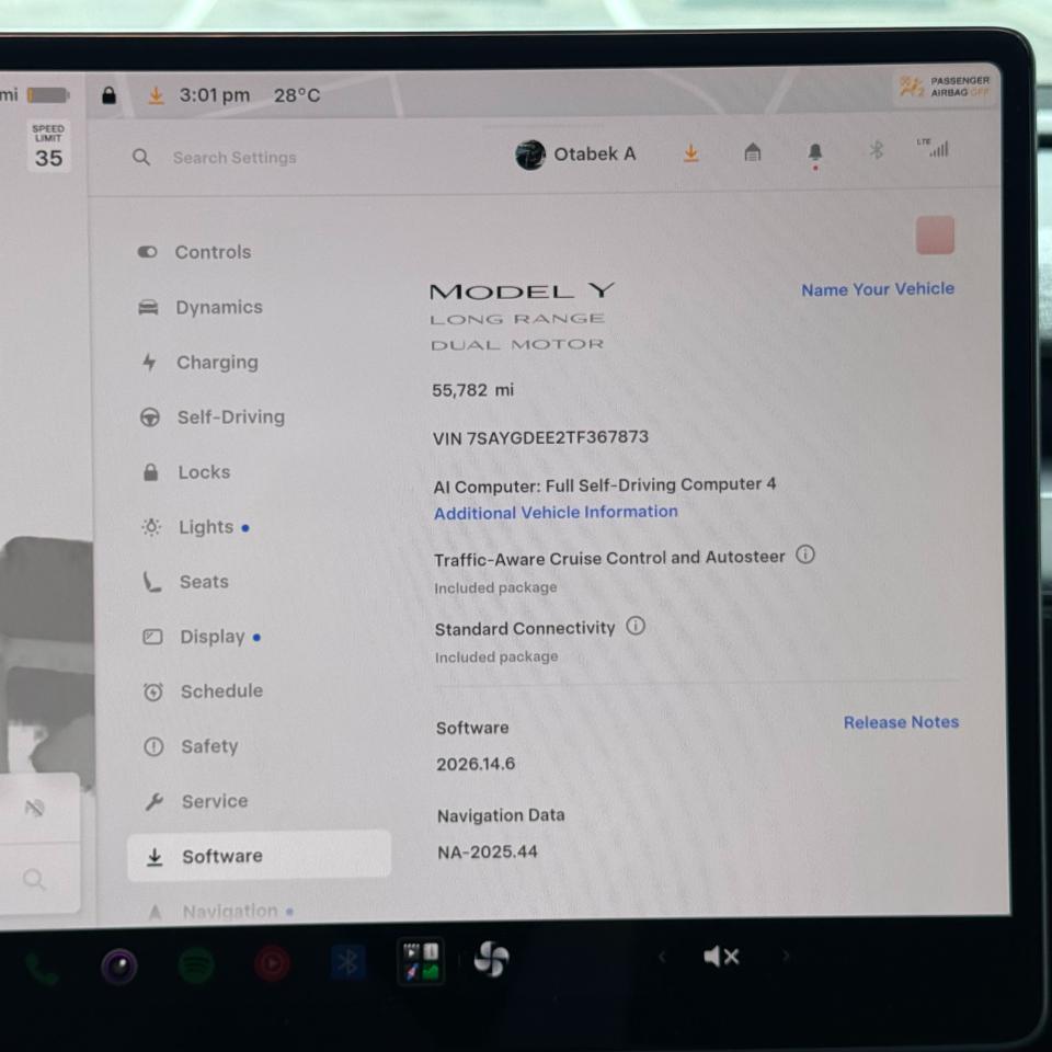 Tesla Model Y Long Range Launch Series AWD *Ltd Avail* 2026