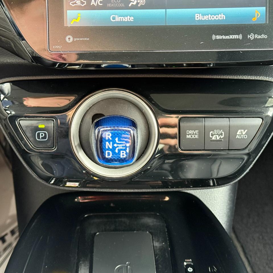 Toyota Prius Prime Limited (Natl) 2020