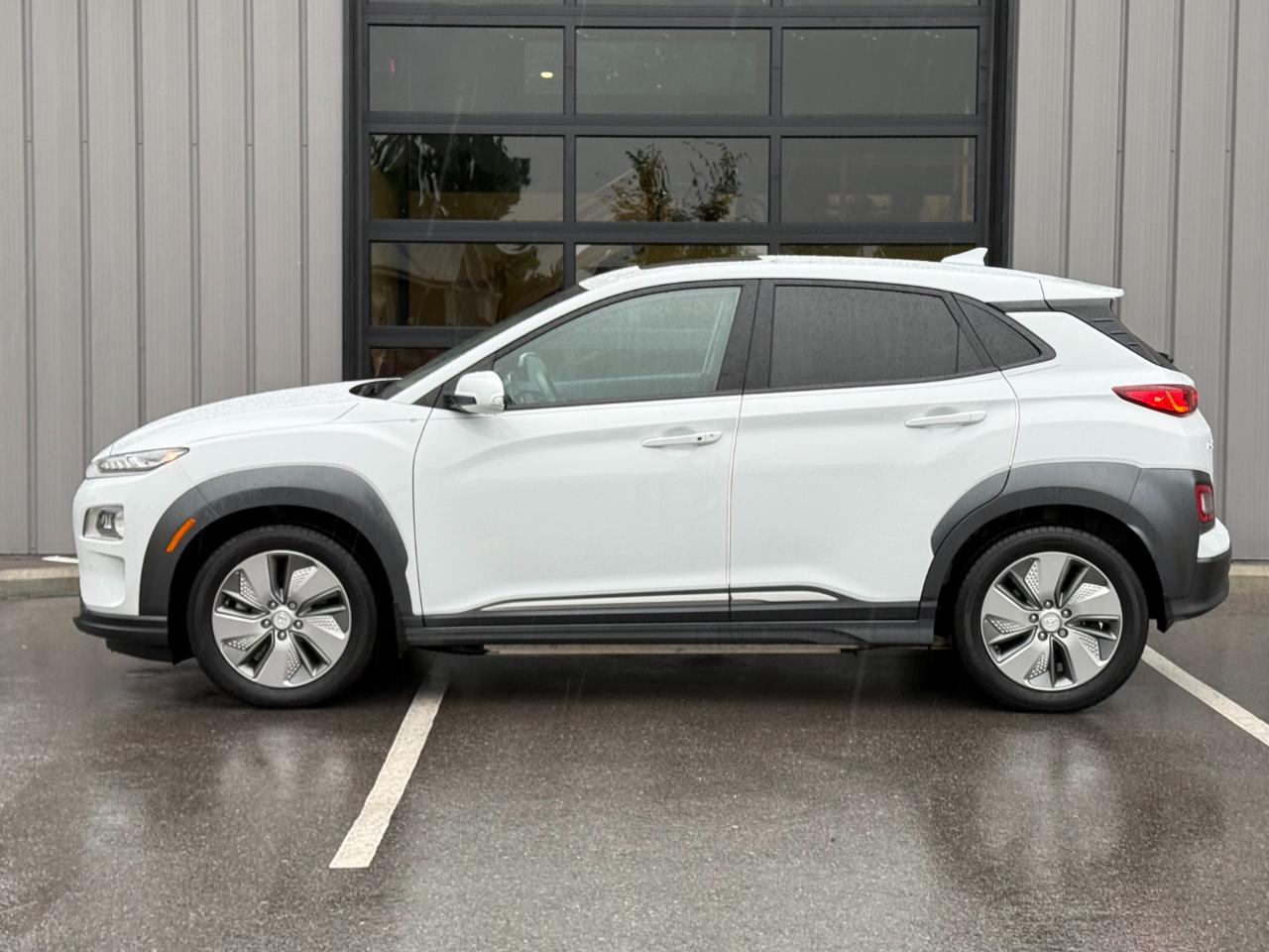 Hyundai Kona Electric Ultimate FWD 2021