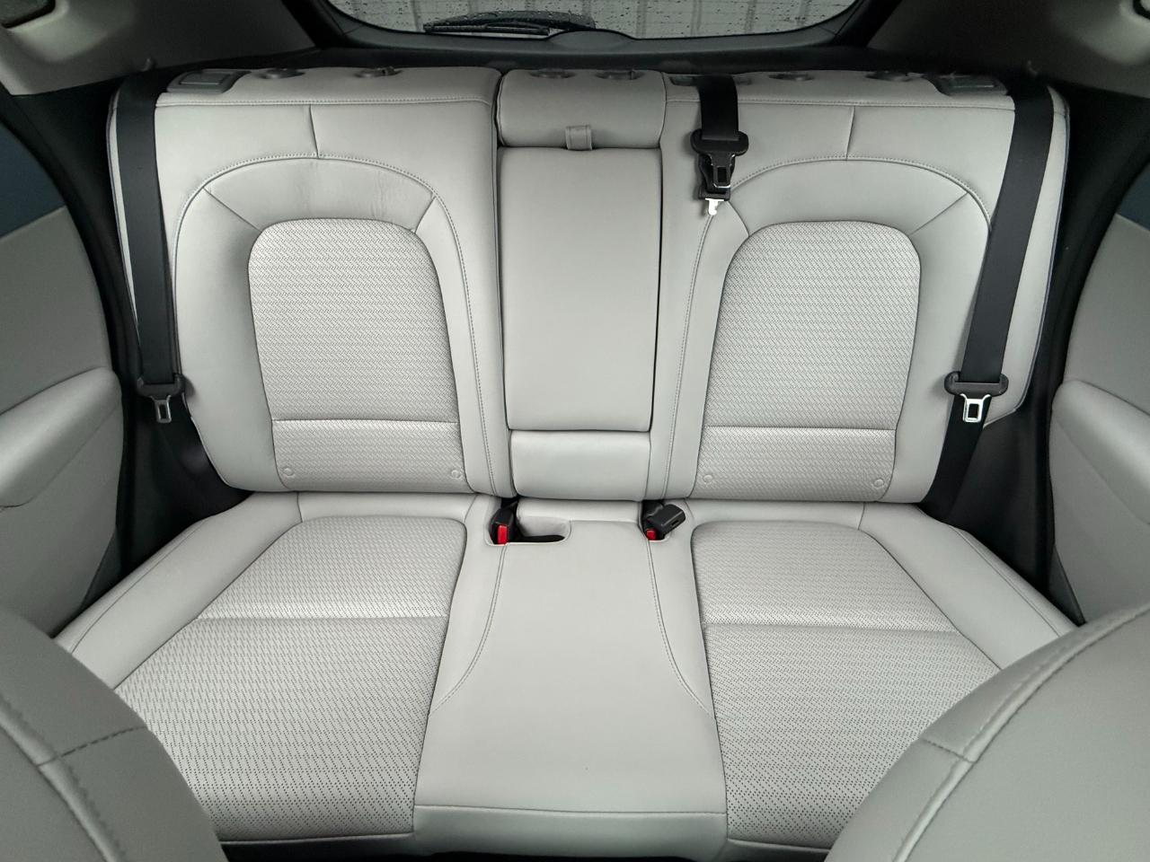 Hyundai Kona Electric Ultimate FWD 2021