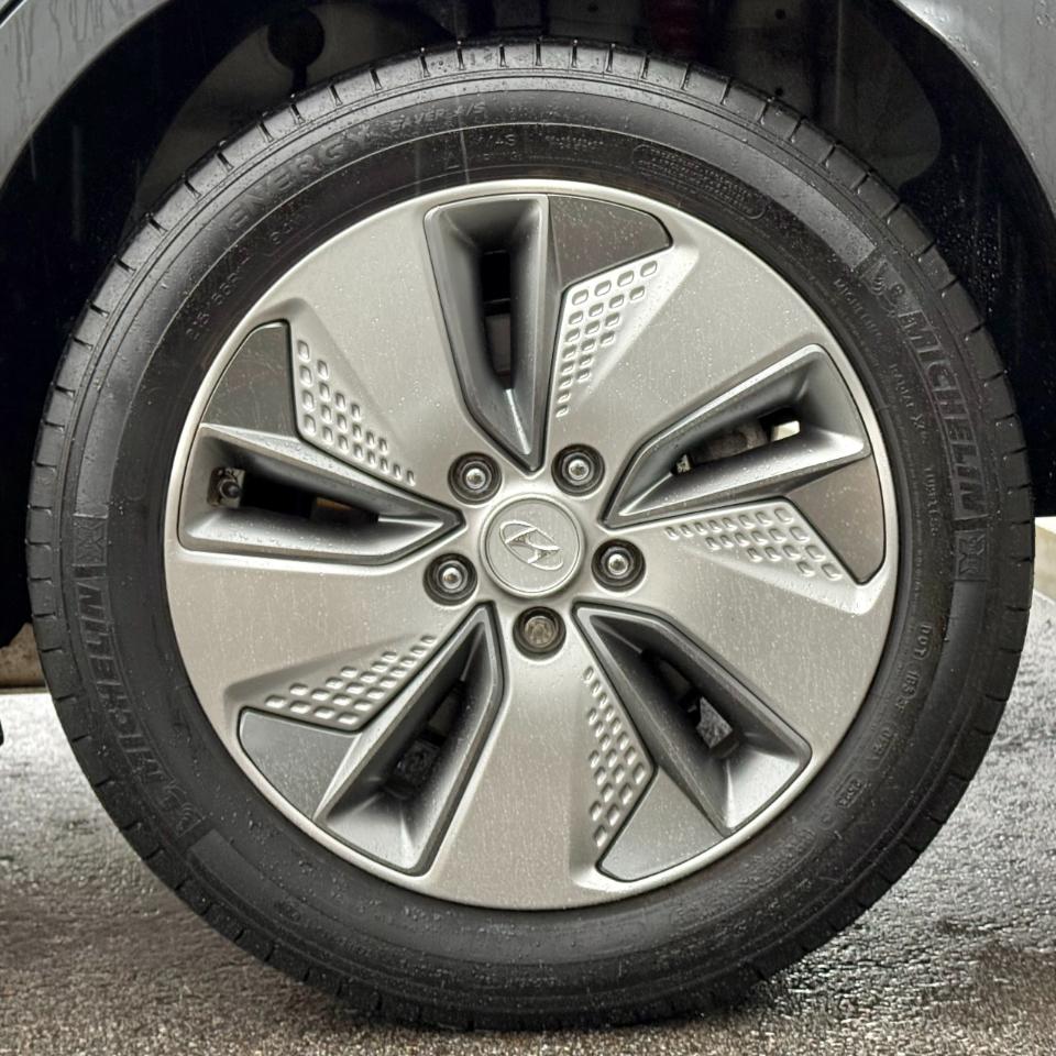 Hyundai Kona Electric Ultimate FWD 2021