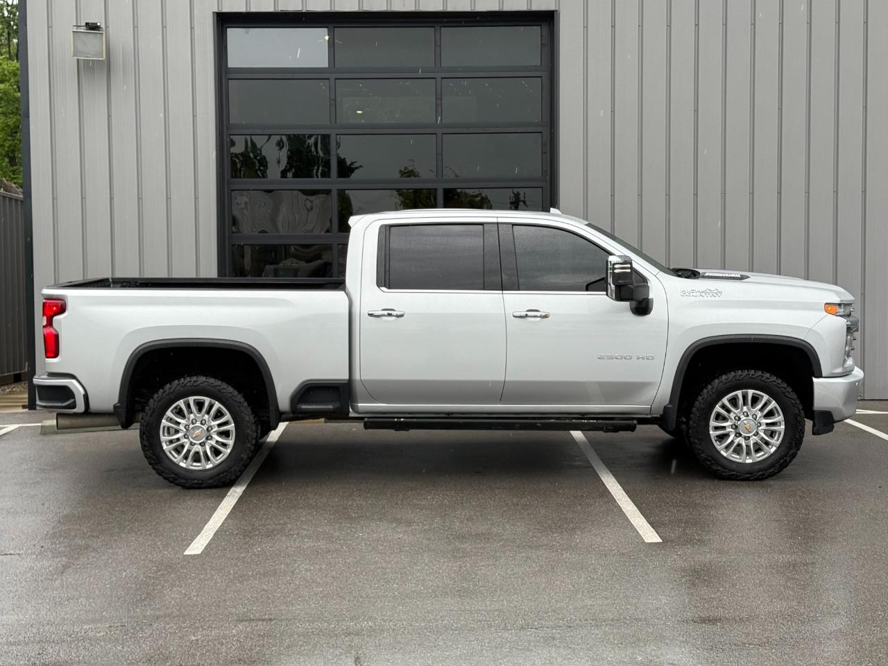 Chevrolet Silverado 2500HD 4WD Crew Cab 159" High Country 2022