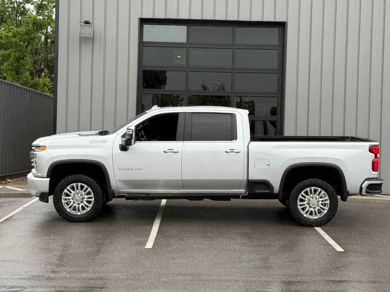 Chevrolet Silverado 2500HD 4WD Crew Cab 159" High Country 2022