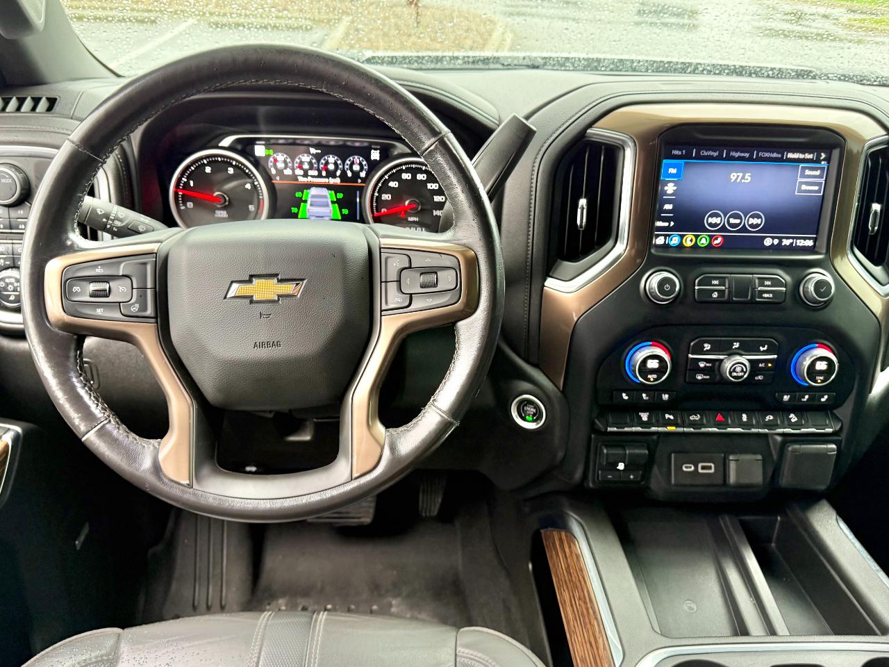 Chevrolet Silverado 2500HD 4WD Crew Cab 159" High Country 2022