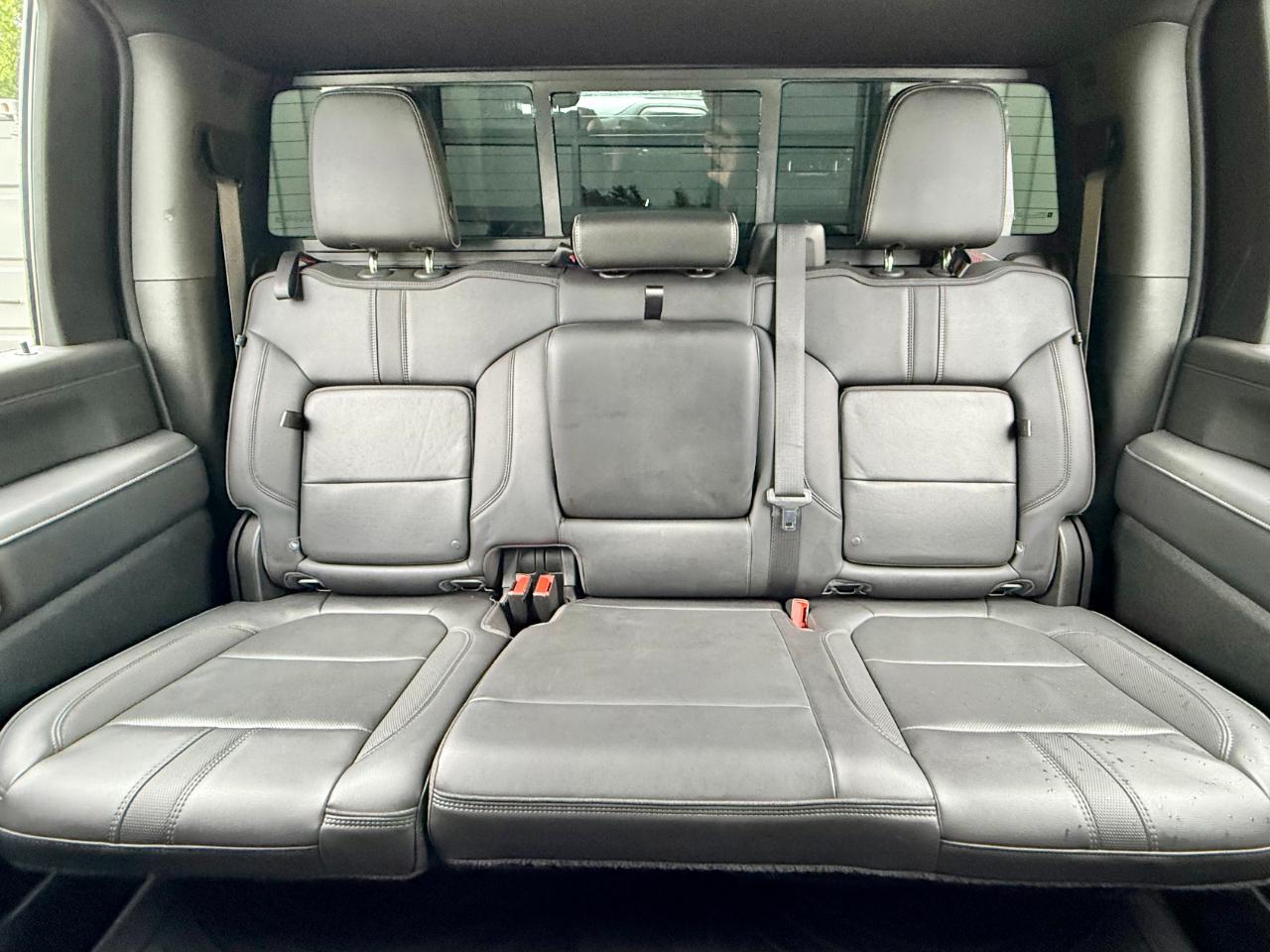 Chevrolet Silverado 2500HD 4WD Crew Cab 159" High Country 2022