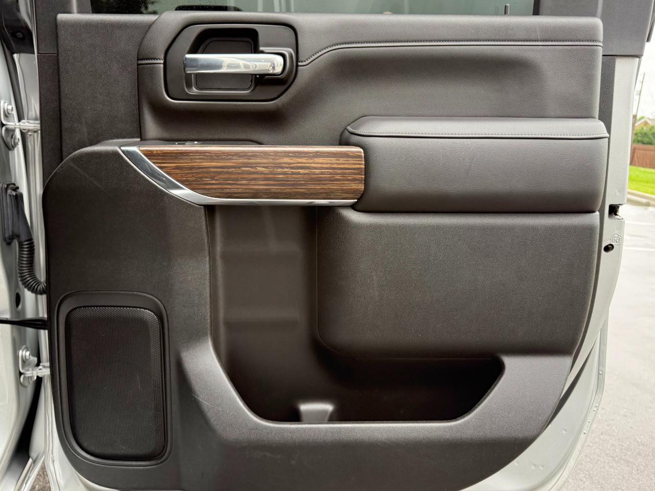 Chevrolet Silverado 2500HD 4WD Crew Cab 159" High Country 2022