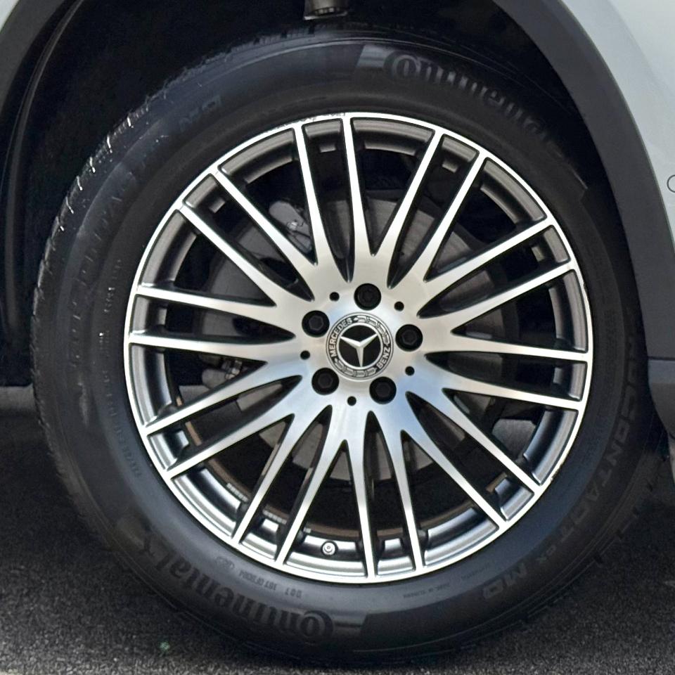 Mercedes-Benz GLC GLC 300 SUV 2023