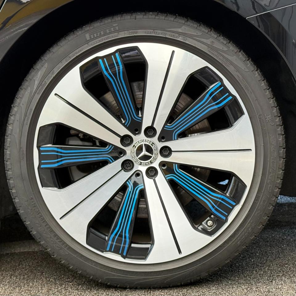 Mercedes-Benz EQS EQS 450 4MATIC Sedan 2023