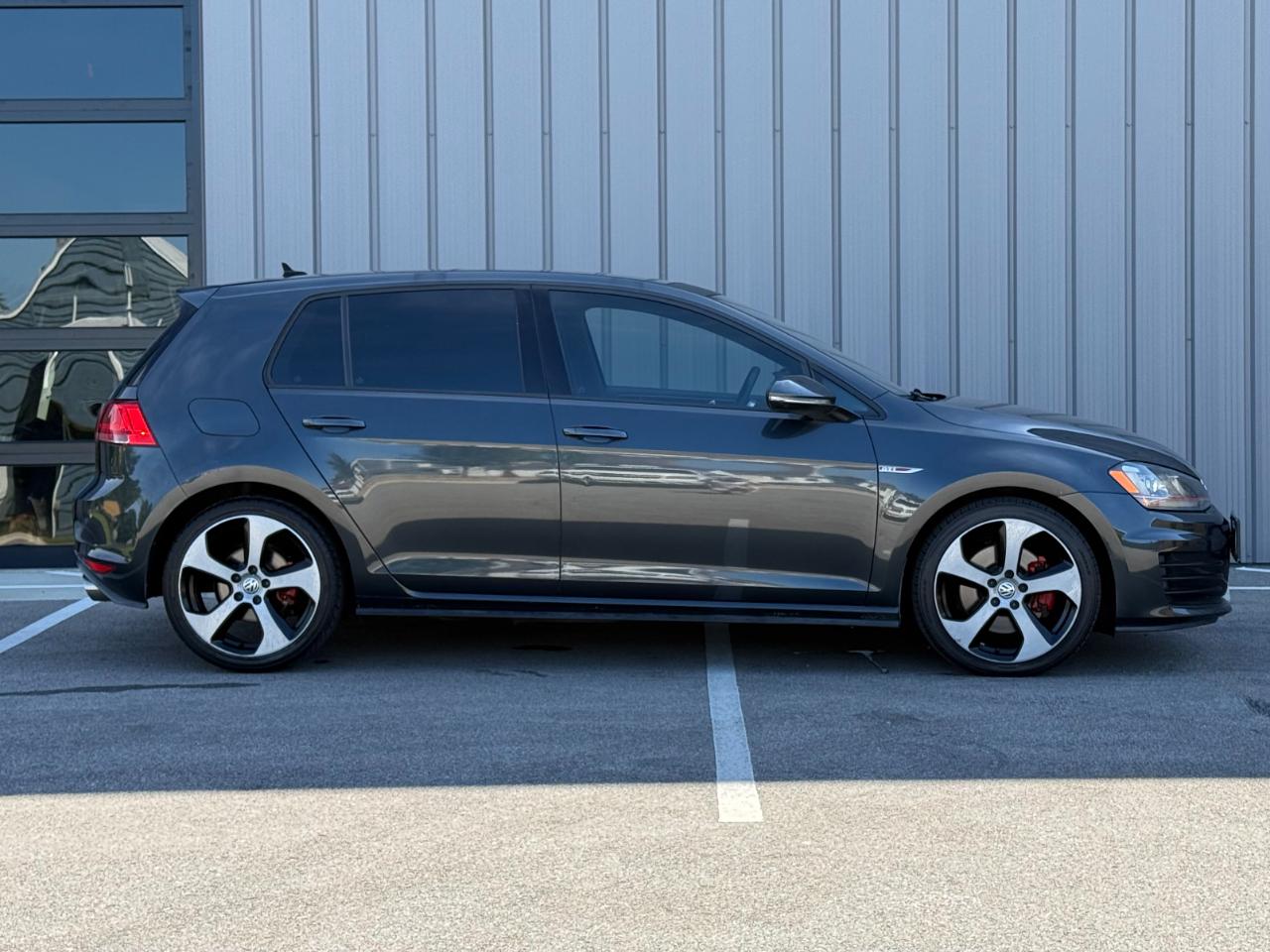 Volkswagen Golf GTI 4dr HB DSG Autobahn 2016