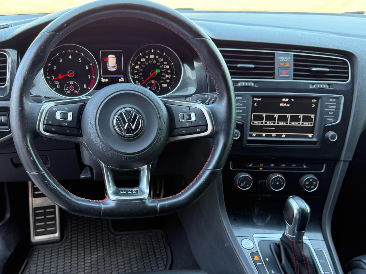 Volkswagen Golf GTI 4dr HB DSG Autobahn 2016