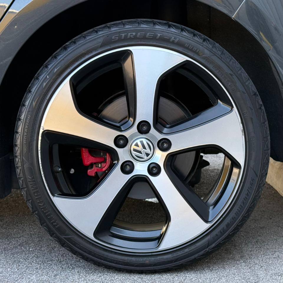 Volkswagen Golf GTI 4dr HB DSG Autobahn 2016