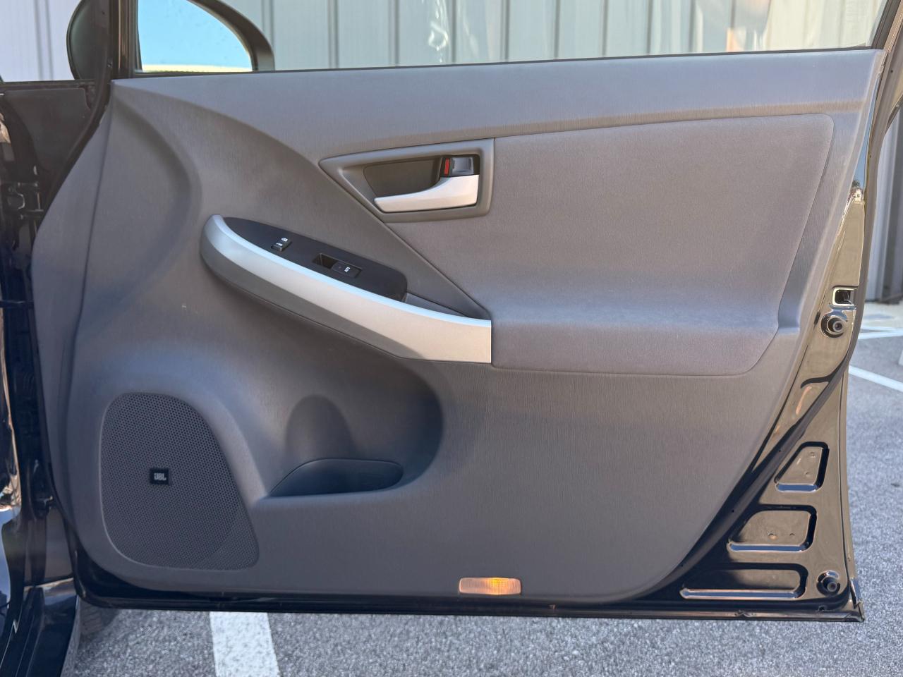 Toyota Prius 5dr HB III (Natl) 2010
