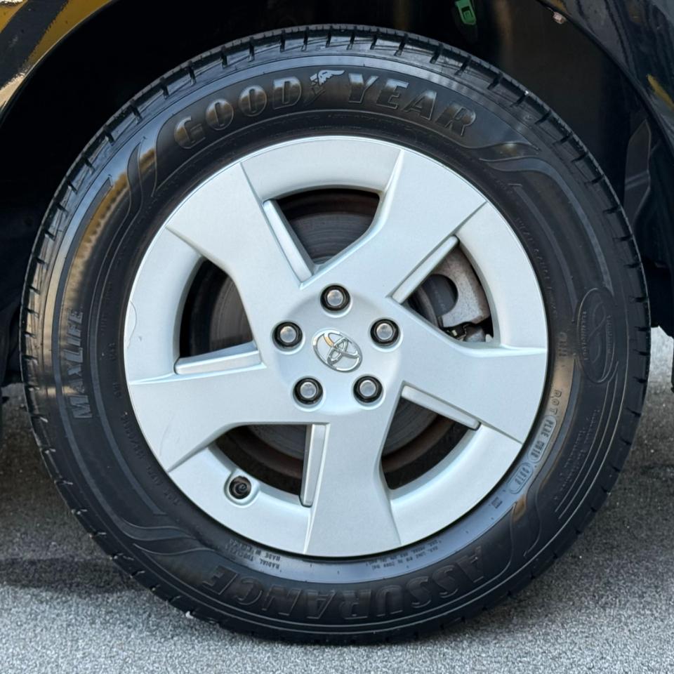 Toyota Prius 5dr HB III (Natl) 2010