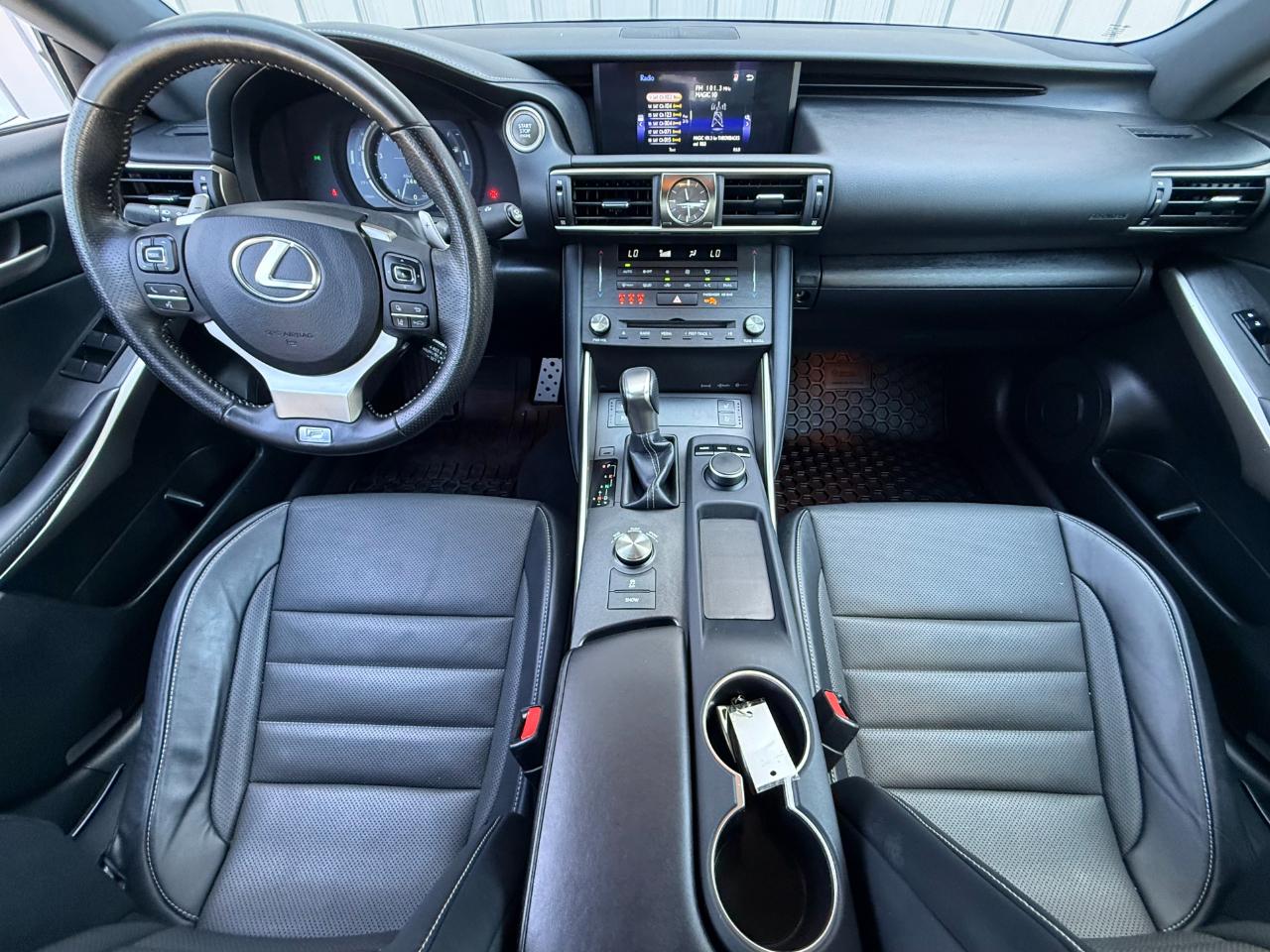Lexus IS IS 300 AWD 2019