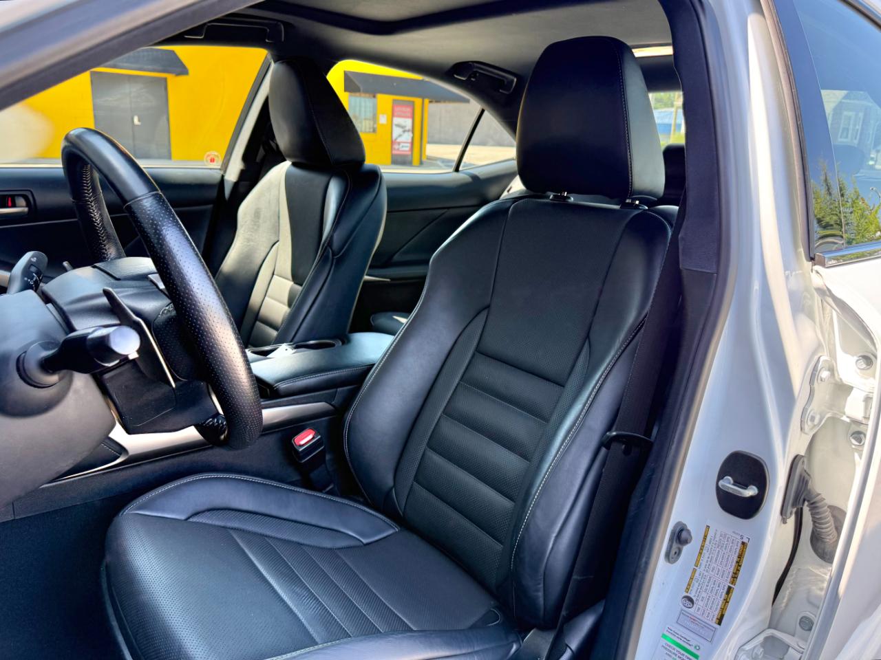 Lexus IS IS 300 AWD 2019