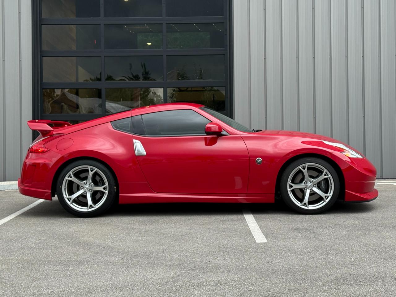 Nissan 370Z 2dr Cpe Manual NISMO 2012