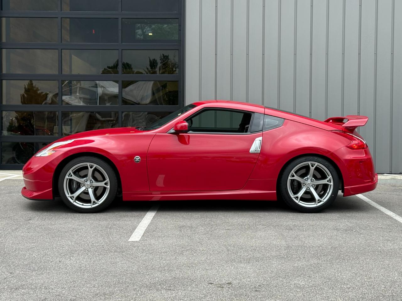 Nissan 370Z 2dr Cpe Manual NISMO 2012