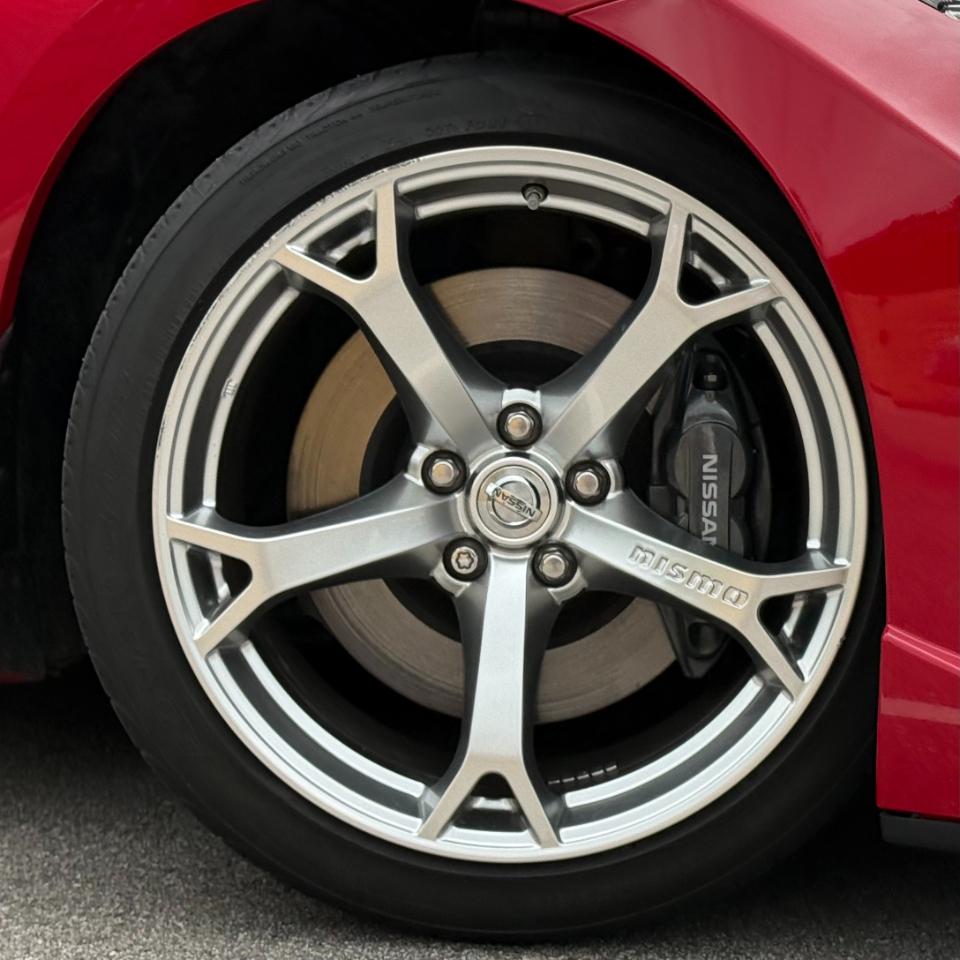 Nissan 370Z 2dr Cpe Manual NISMO 2012