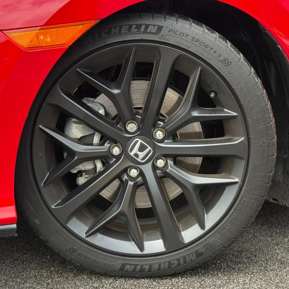 Honda Civic Si Coupe Manual w/Summer Tires 2020