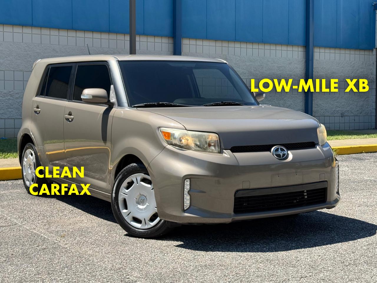 Army Rock Metallic 2013 Scion xB Wagon Front-Wheel Drive Automatic