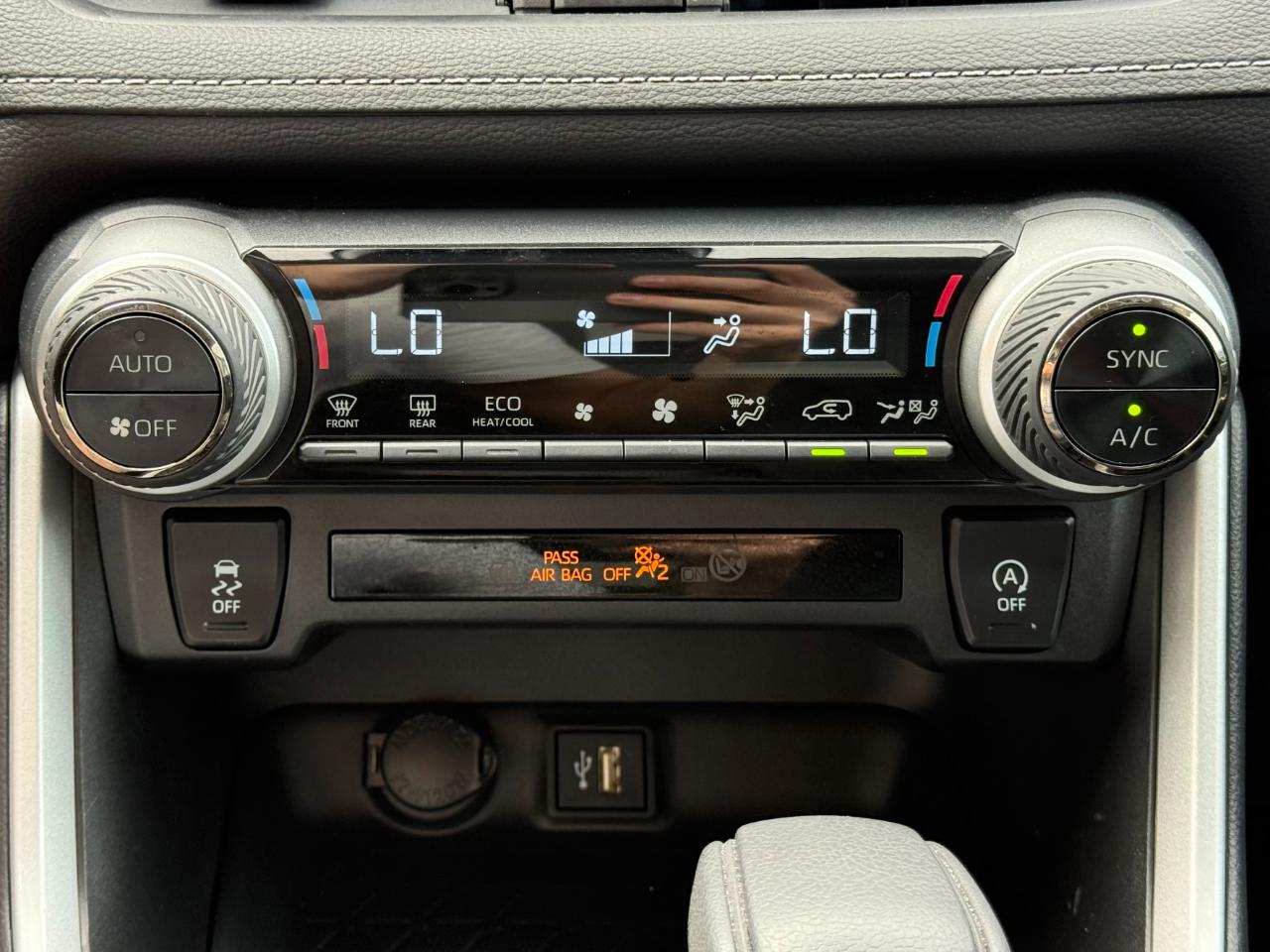 Toyota RAV4 XLE AWD (Natl) 2023