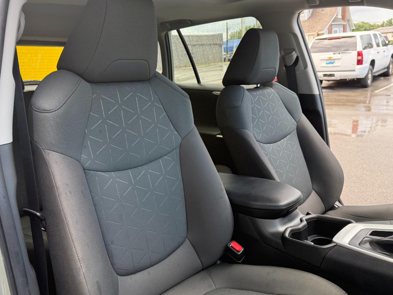 Toyota RAV4 XLE AWD (Natl) 2023