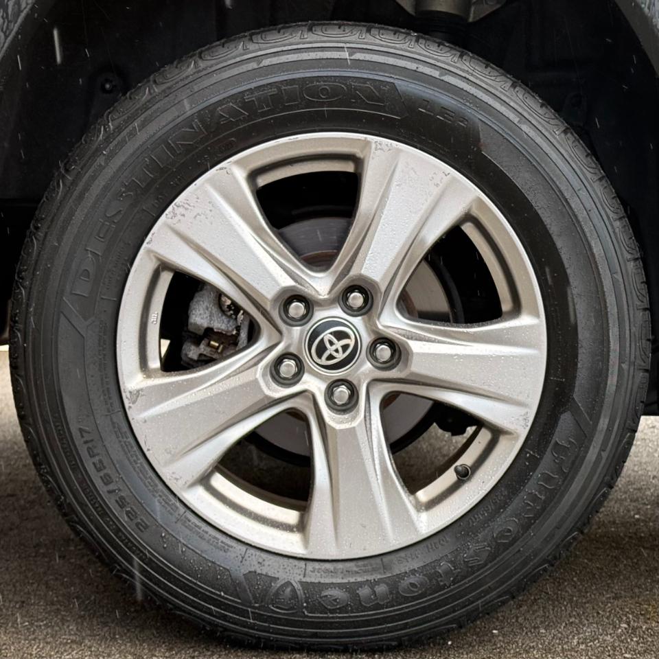 Toyota RAV4 XLE AWD (Natl) 2023