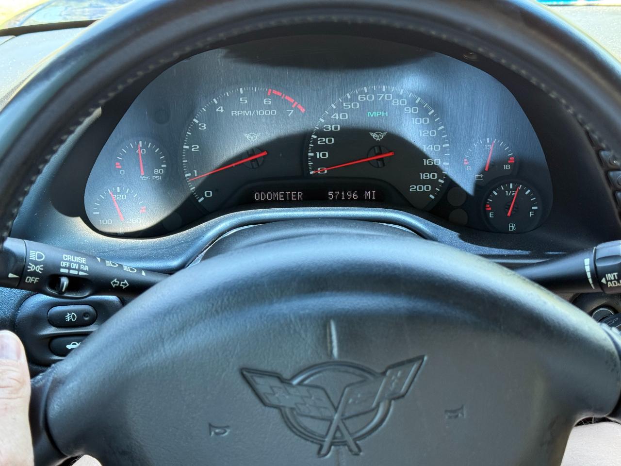 Chevrolet Corvette 2dr Convertible 2002