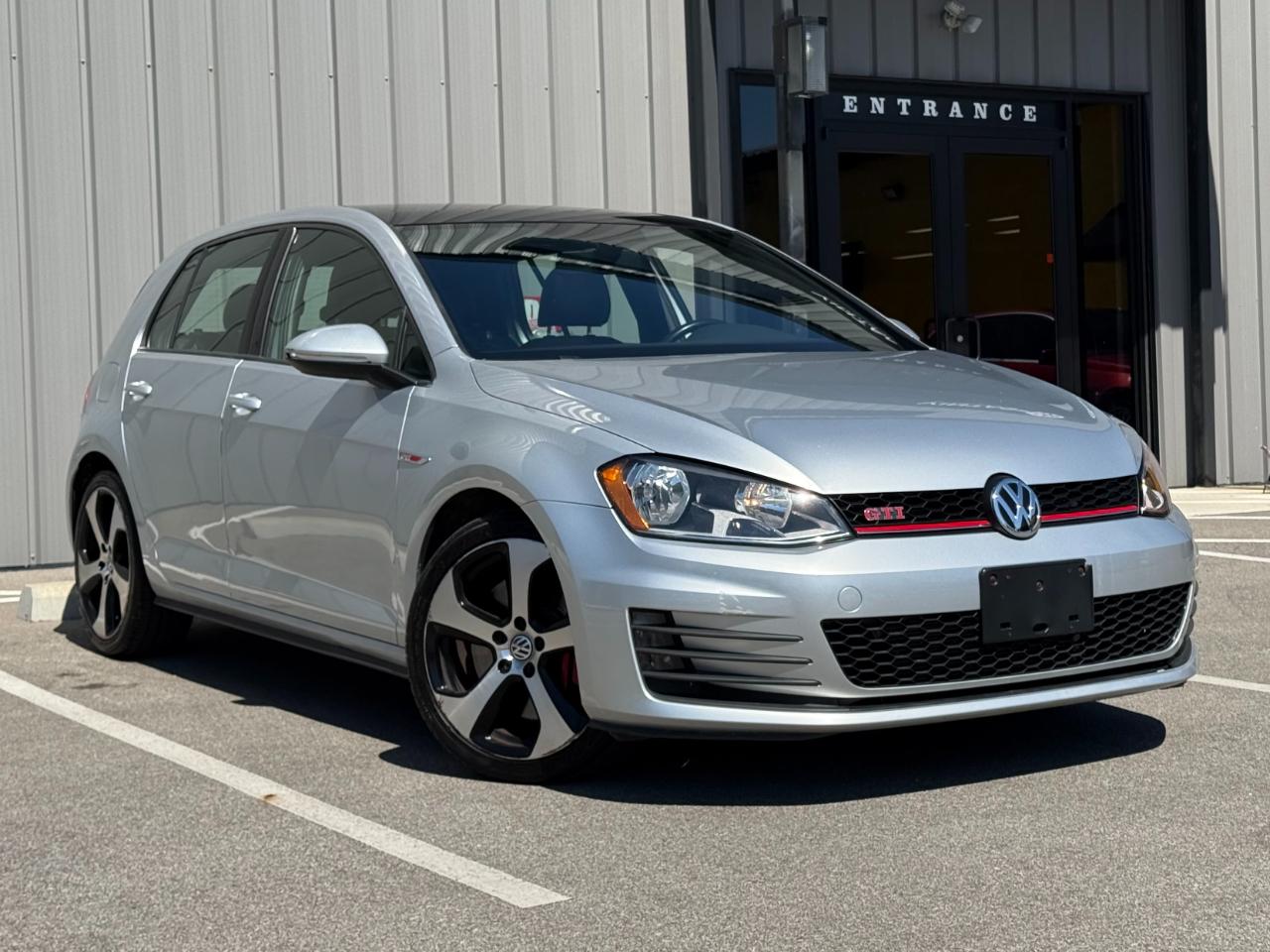 Volkswagen Golf GTI 4dr HB DSG S w/Performance Pkg 2015