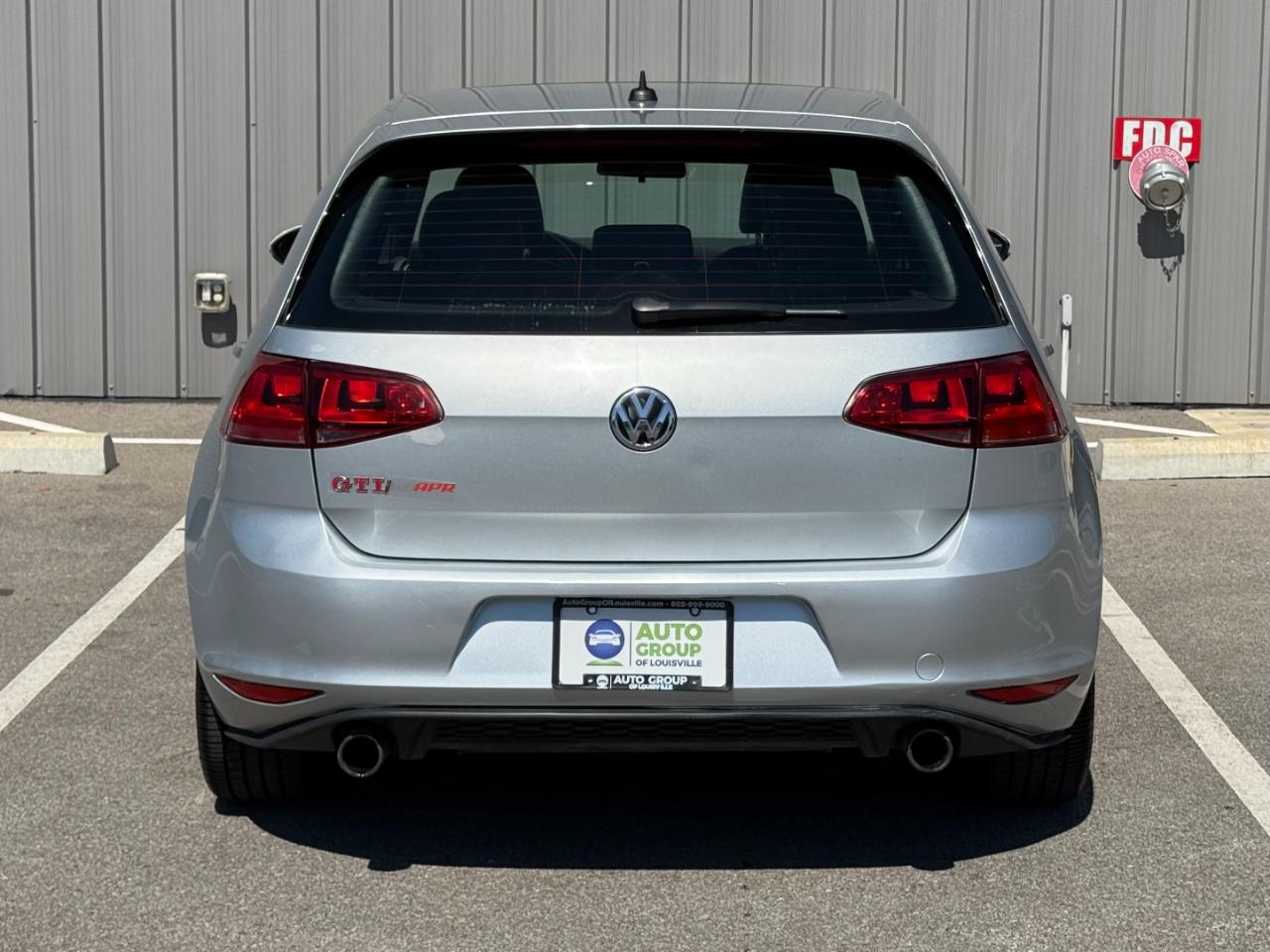 Volkswagen Golf GTI 4dr HB DSG S w/Performance Pkg 2015