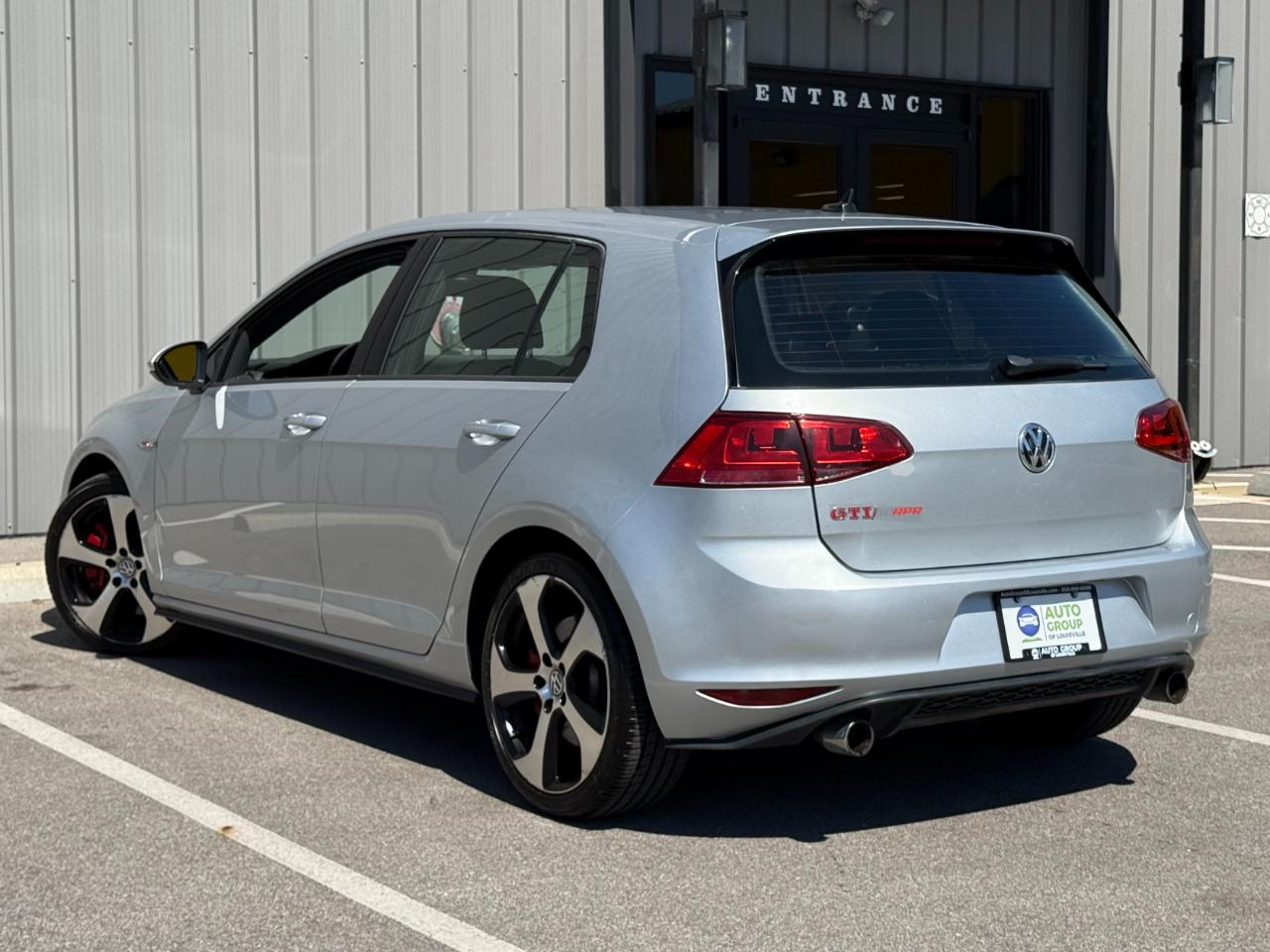 Volkswagen Golf GTI 4dr HB DSG S w/Performance Pkg 2015
