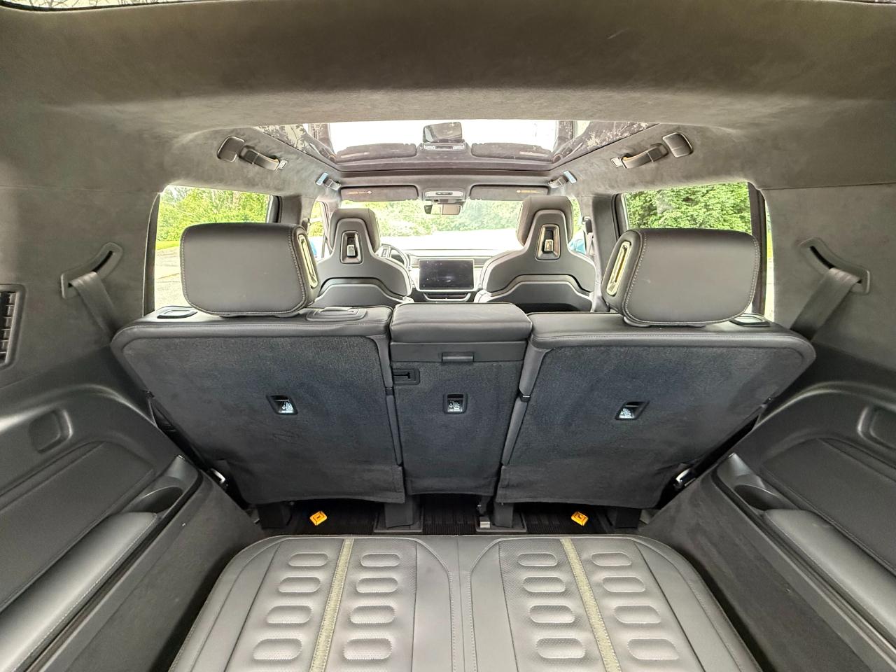 Rivian R1S Adventure Quad-Motor Large Pack 2023