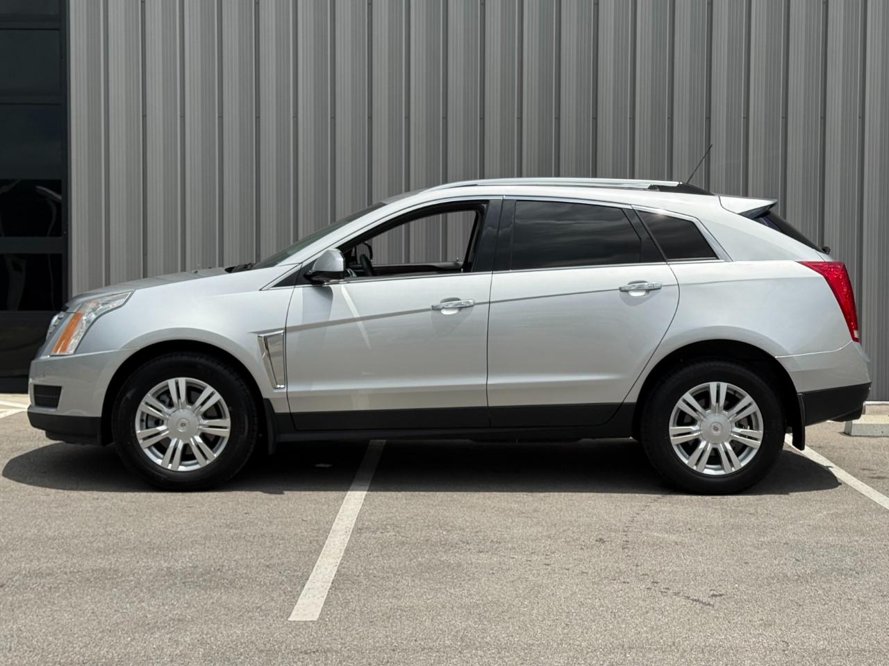 Cadillac SRX FWD 4dr Luxury Collection 2016