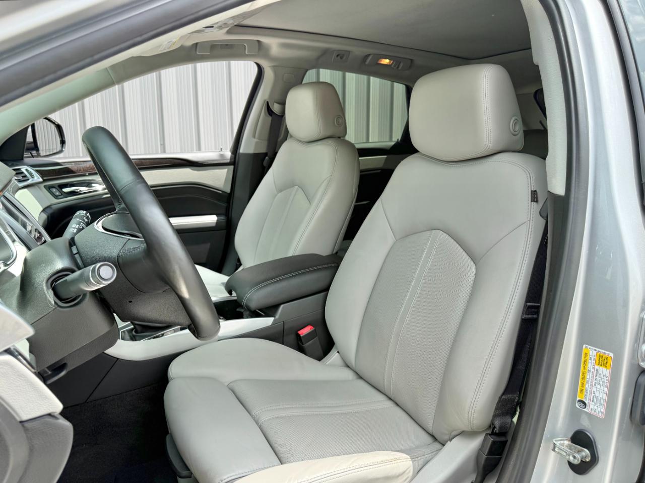 Cadillac SRX FWD 4dr Luxury Collection 2016