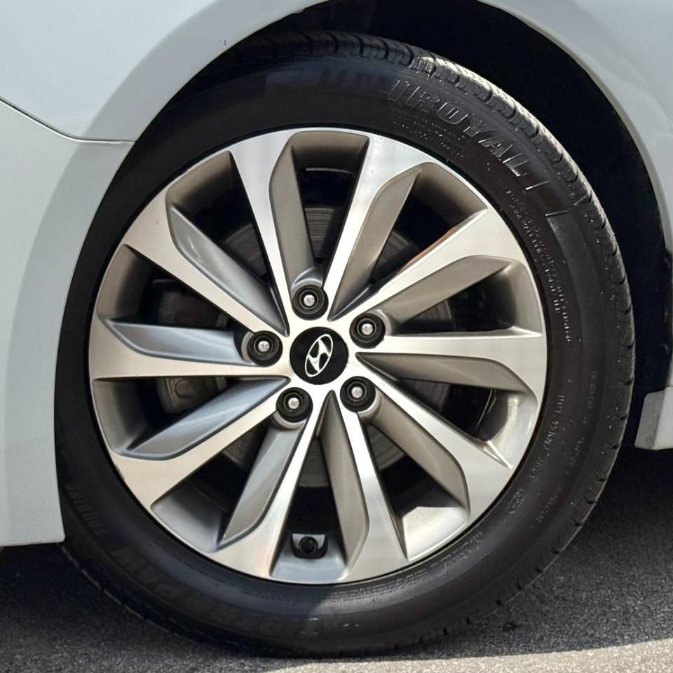 Hyundai Sonata Sport 2.4L 2017