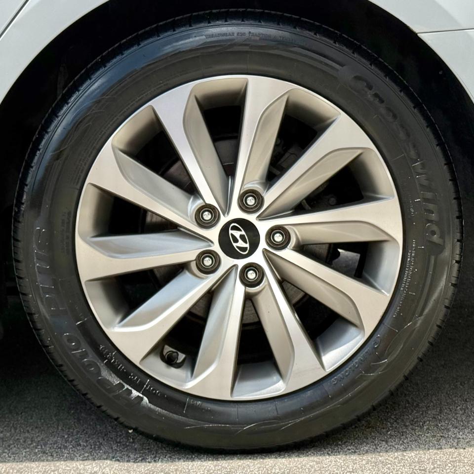 Hyundai Sonata Sport 2.4L 2017