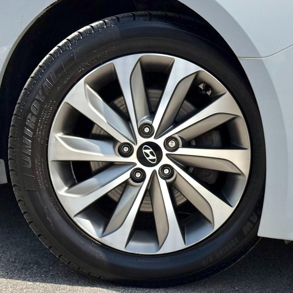 Hyundai Sonata Sport 2.4L 2017