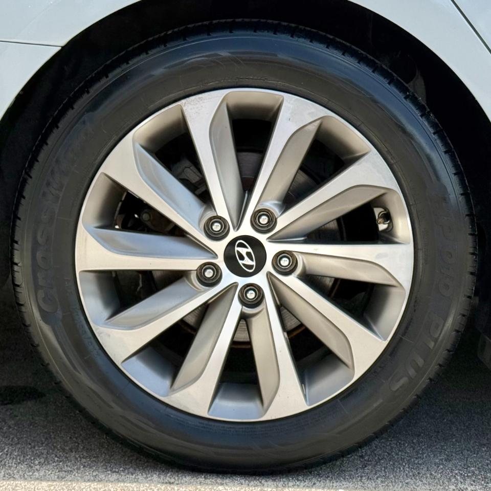 Hyundai Sonata Sport 2.4L 2017