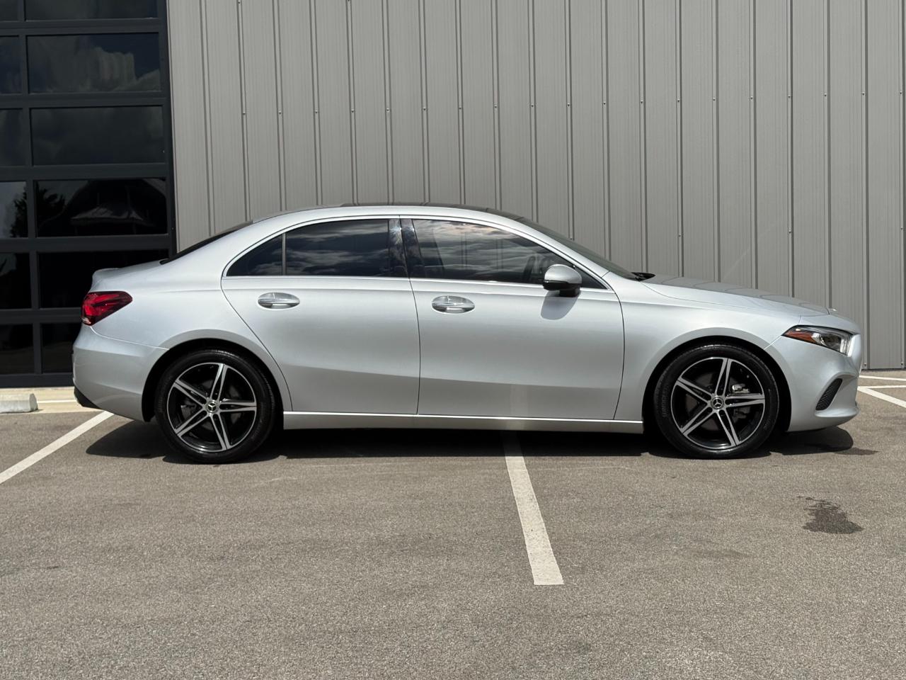 Mercedes-Benz A-Class A 220 Sedan 2021