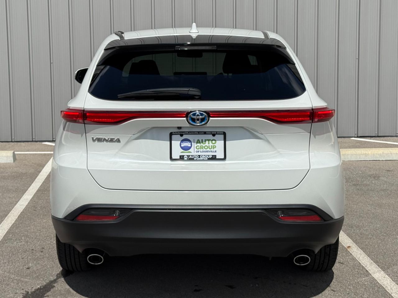 Toyota Venza Nightshade AWD (Natl) 2023