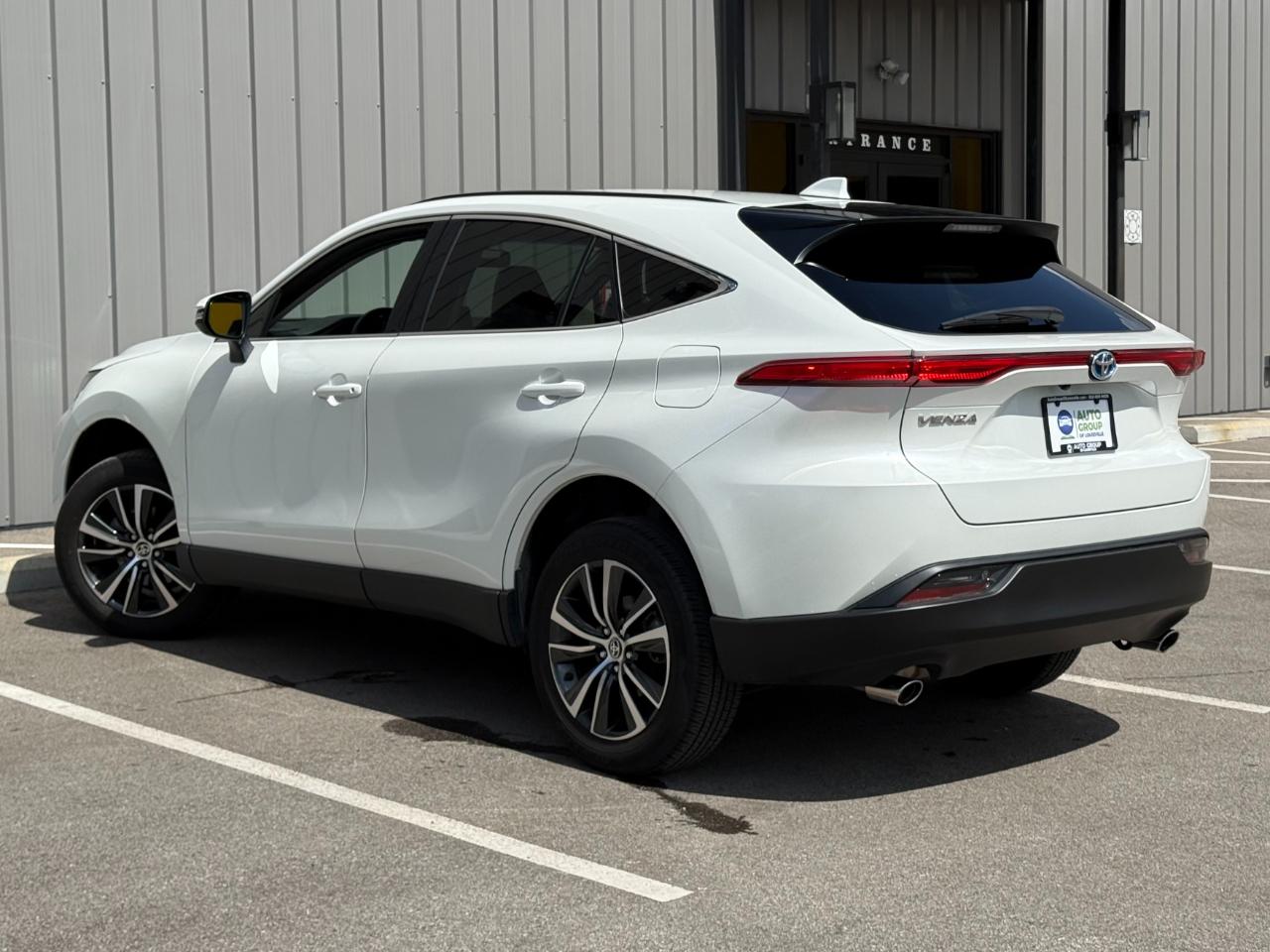 Toyota Venza Nightshade AWD (Natl) 2023