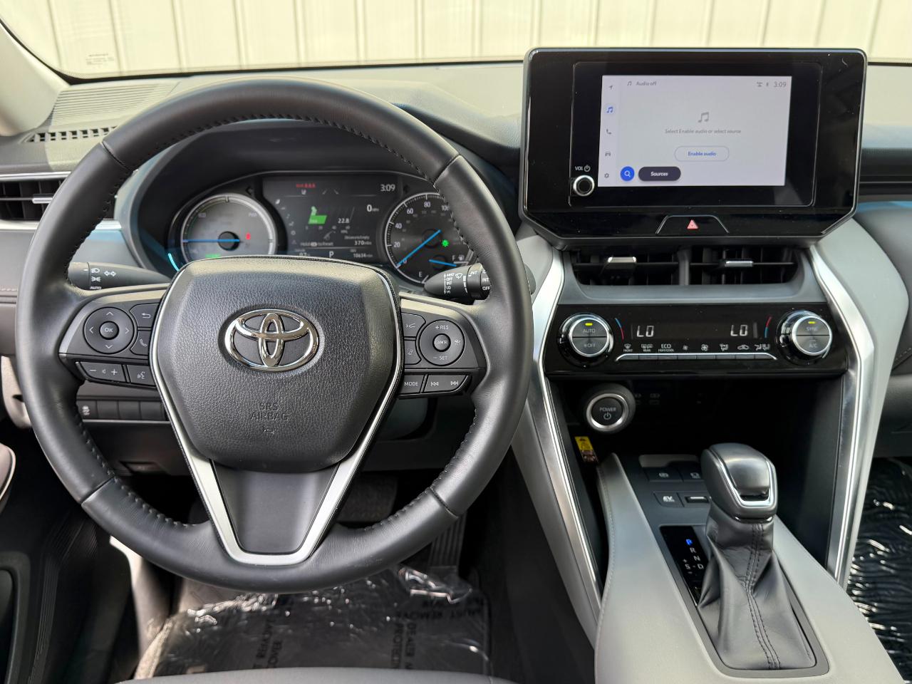 Toyota Venza Nightshade AWD (Natl) 2023