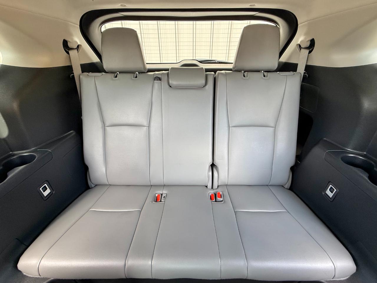 Toyota Highlander Hybrid XLE AWD (Natl) 2023
