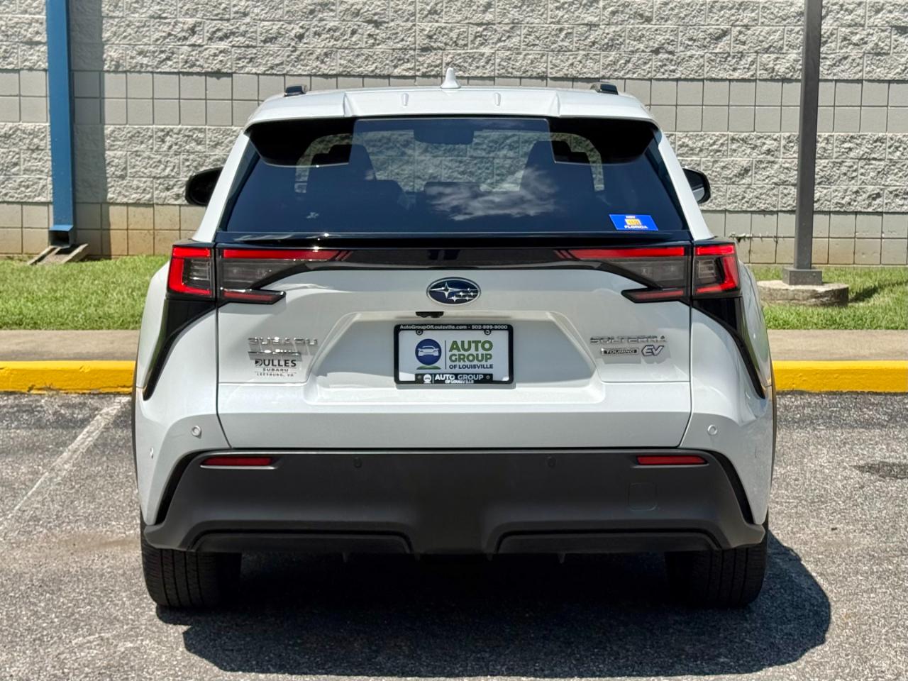 Subaru Solterra Touring AWD 2023