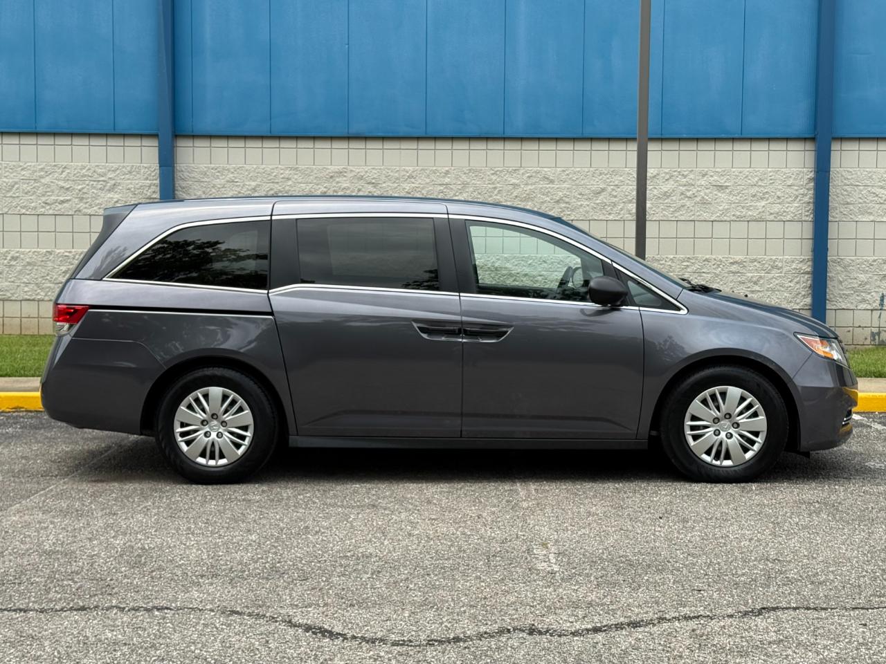 Honda Odyssey 5dr LX 2016