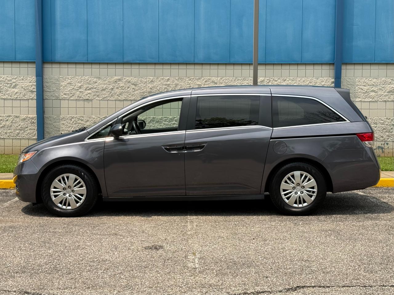 Honda Odyssey 5dr LX 2016