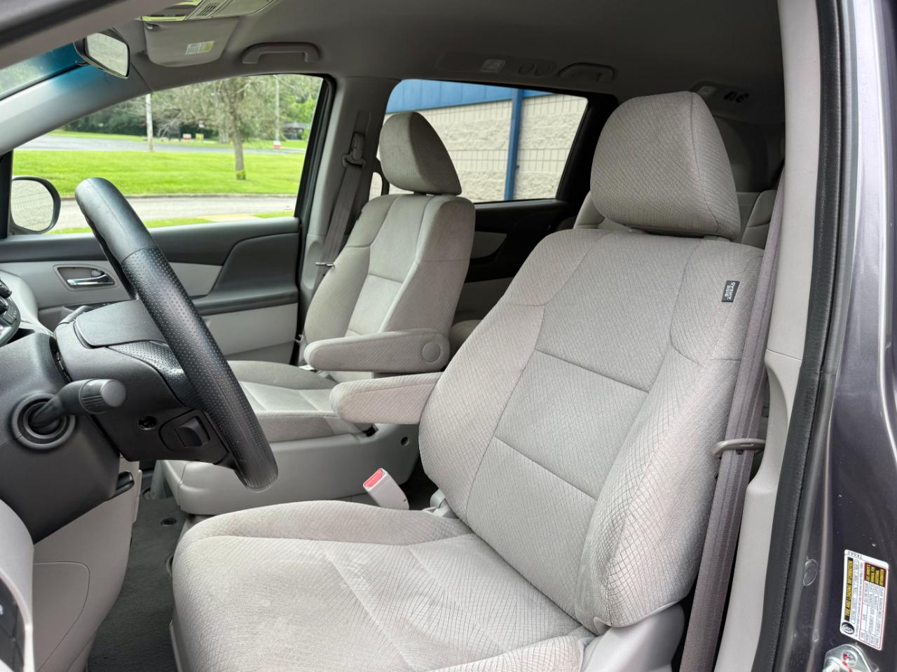 Honda Odyssey 5dr LX 2016