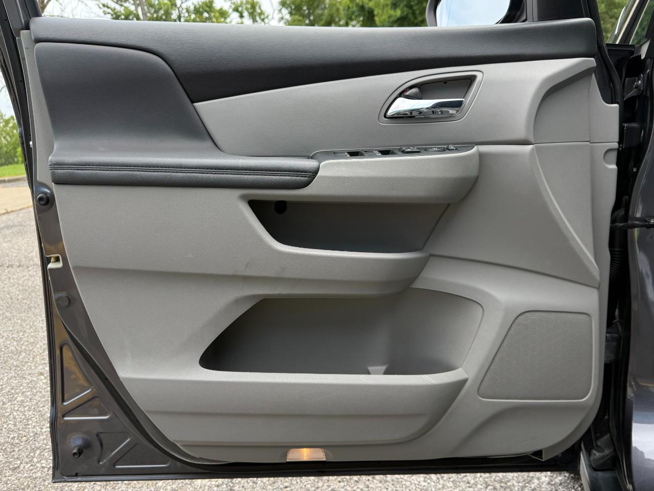 Honda Odyssey 5dr LX 2016